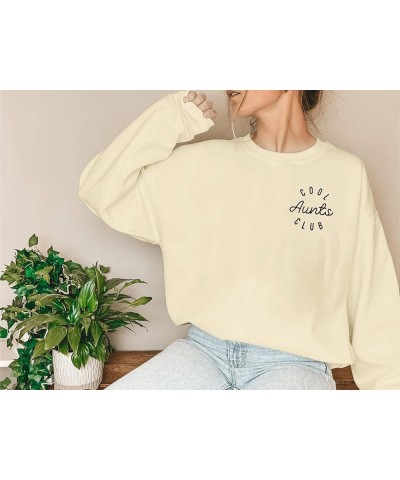 Women Aunt Sweatshirt Cool Aunts Club Crewneck Sweatshirt Auntie Long Sleeve Lightweight Shirt for Aunt Gift Apricot-1 $16.17...